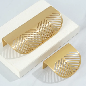 COMB PULL